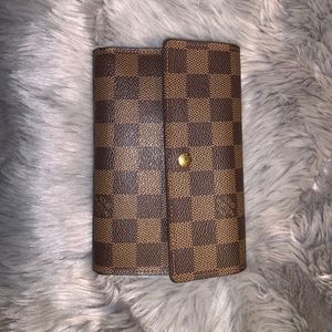 Authentic Louis Vuitton Wallet!